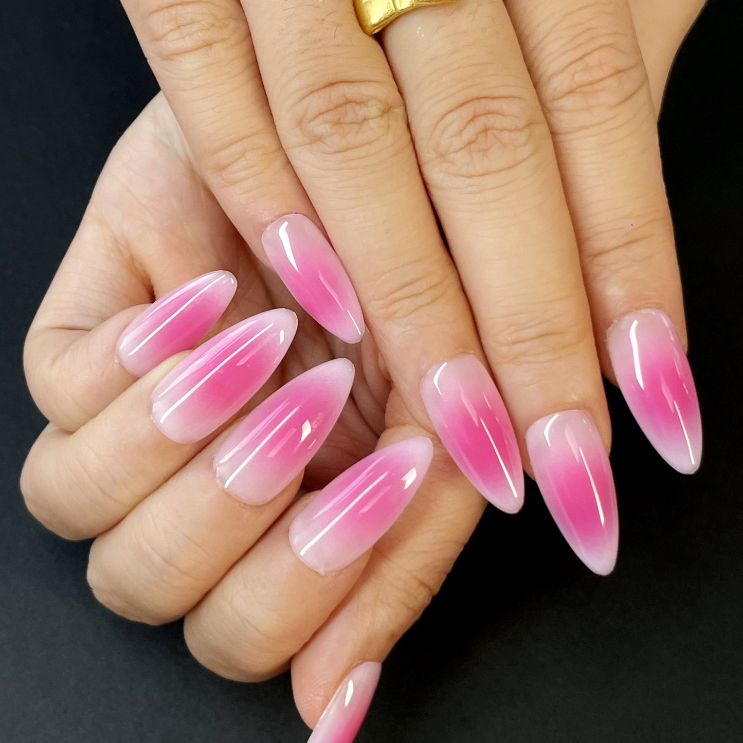 Pink & White Gradient Press-On Nails – Soft Ombre Design for a Sweet and Elegant Look, Perfect for Daily Wear or Special Occasions(K24))