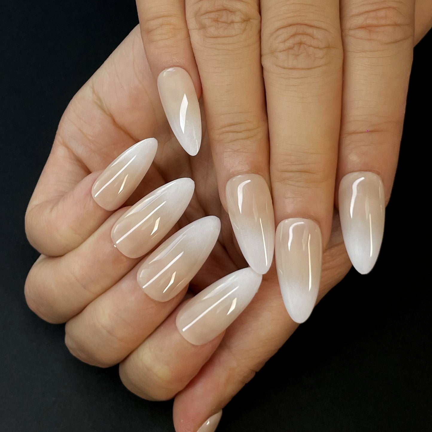 Almond Nude Gradient Press-On Nails – Elegant Beige Fade from Base to Tip, Simple and Sophisticated Look for Work, Daily Wear & Formal Occasions(K31)