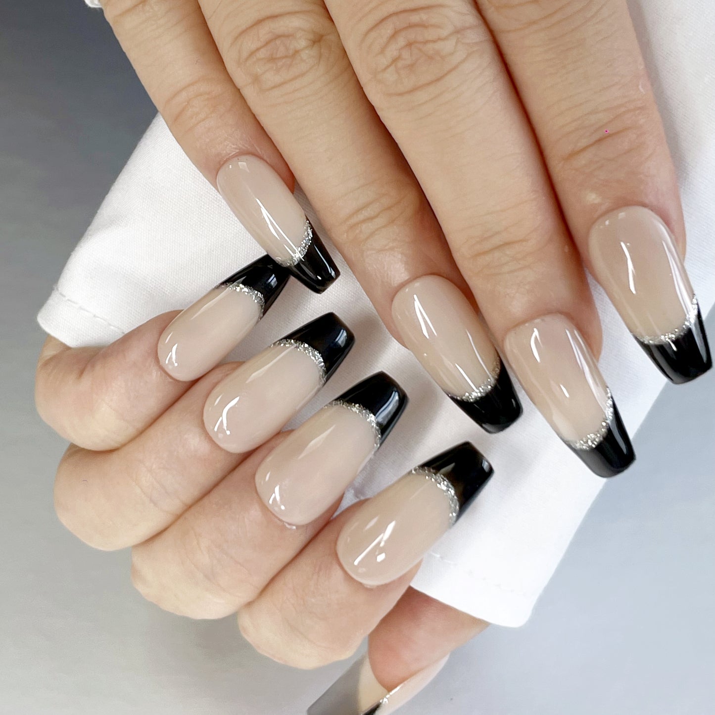 Elegant French Nails | Nude Pink with Black Tips & Silver Glitter(K42)