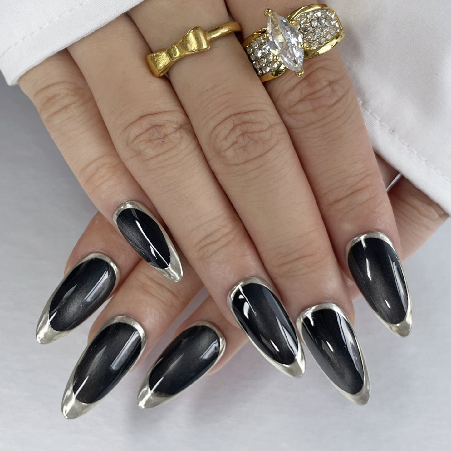 Minimalist Shiny Press-On Nails for a Subtle Glam Look(K46)
