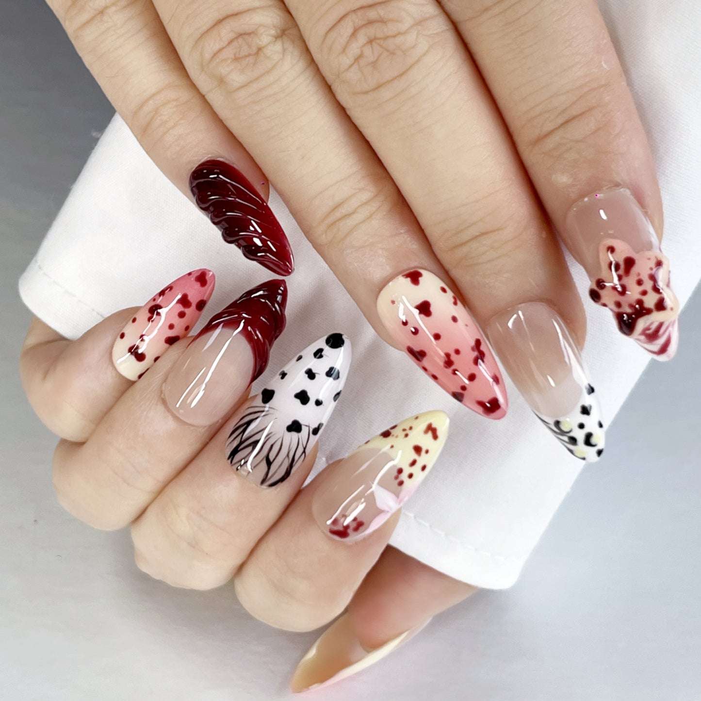 From Nude Pink to Deep Red – Playful Patterns for Every Mood(K53)