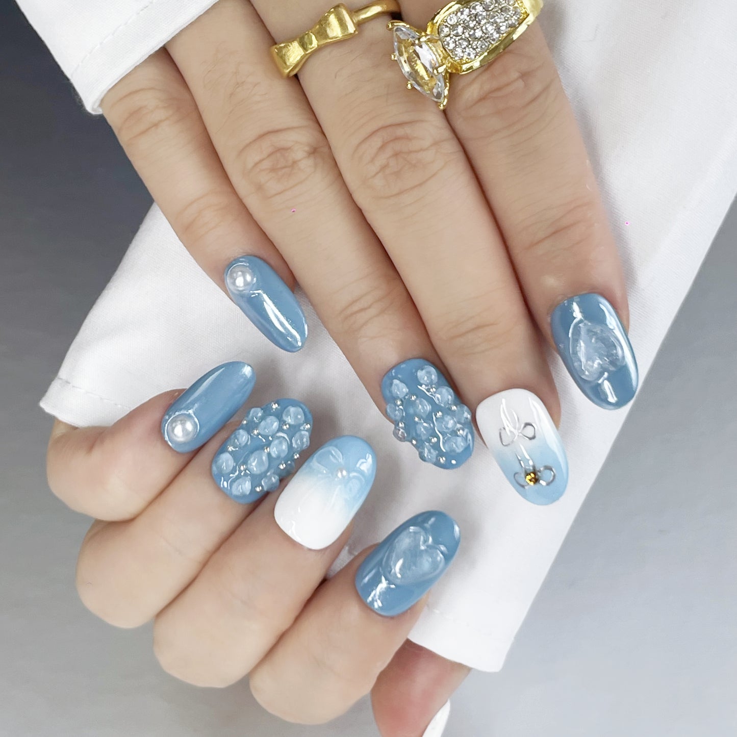 Fresh & Cute: Blue-White Press-On Nails with Bows & Bunny Charms(K60)