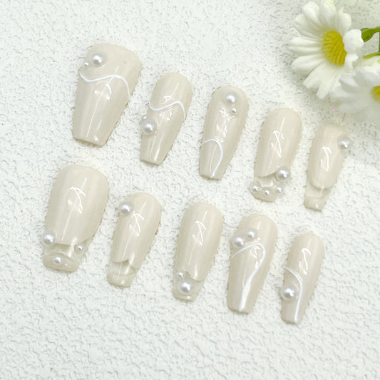 Beige Press-On Nails with Simple Pearl Line Accents – Elegant and Minimalist Design, Handmade(156)