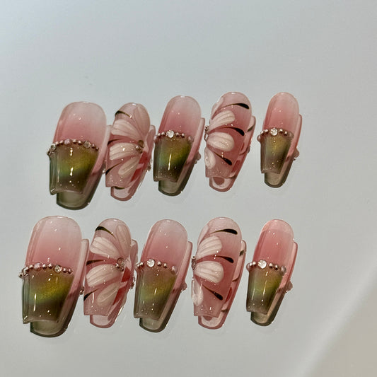 Nude Pink Press On Nails with Green Ombre & White Flowers – Soft, Elegant & Fresh Spring Vibes（71）