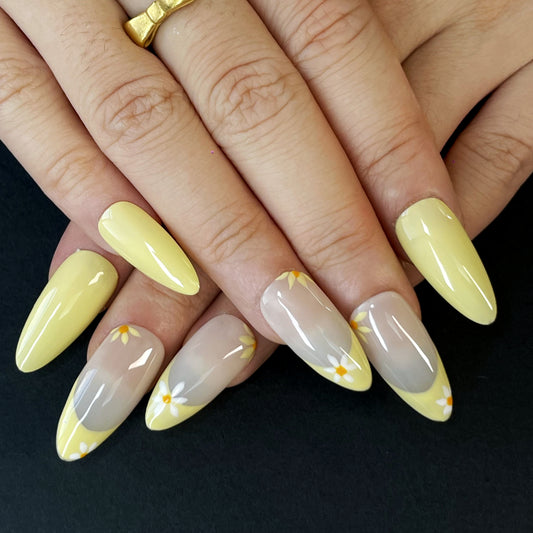 Floral Almond Press-On Nails – Light Grey & Yellow Palette with Delicate Blossoms | Clean（K13)