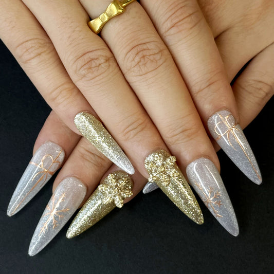 Stiletto Press-On Nails – Silver & Gold with Glitter, Snowflakes & Bows, 3D Holiday Design for Glamorous Winter Parties & Festive Looks(K30)
