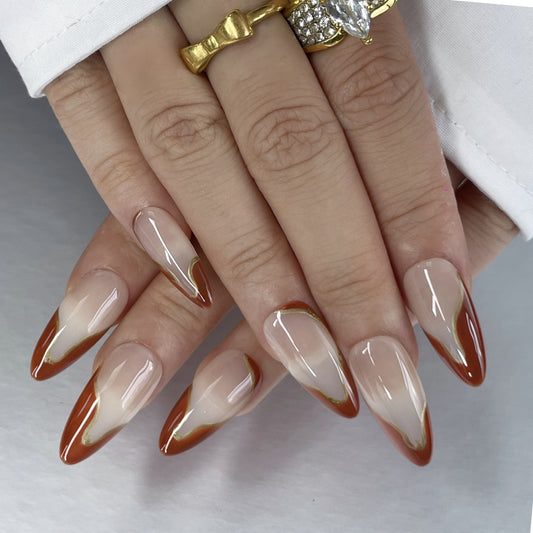 Chic Minimalist Press-On Nails – Nude + Brown with Golden Accents（K47）