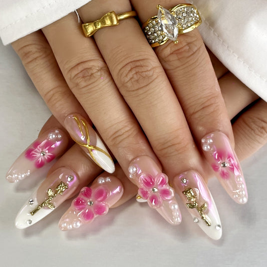 Elegant Romance: Nude-Pink Press-On Nails with Pearls & Florals（K59）