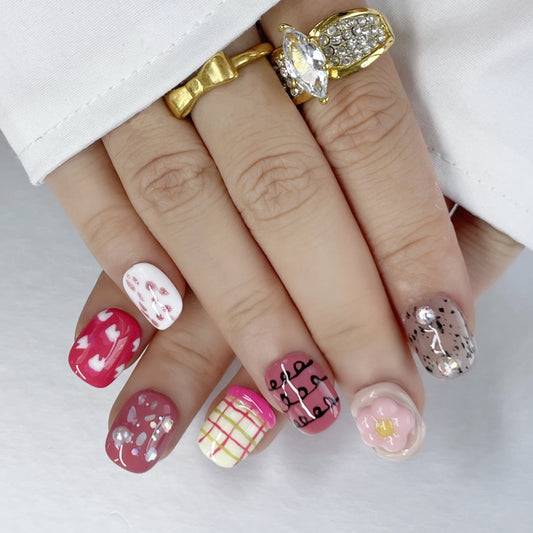 Sweet Pink Press-On Nails with Flowers, Pearls & Love Details（K62）
